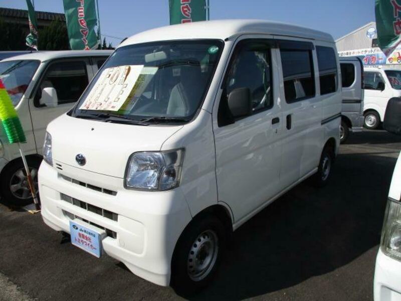 TOYOTA PIXIS VAN
