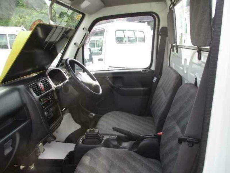 CARRY TRUCK