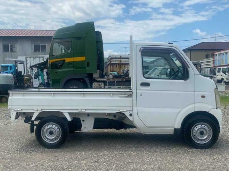 CARRY TRUCK