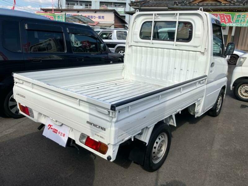 MINICAB TRUCK