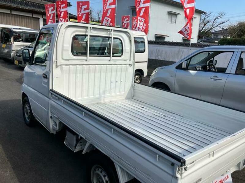 MINICAB TRUCK
