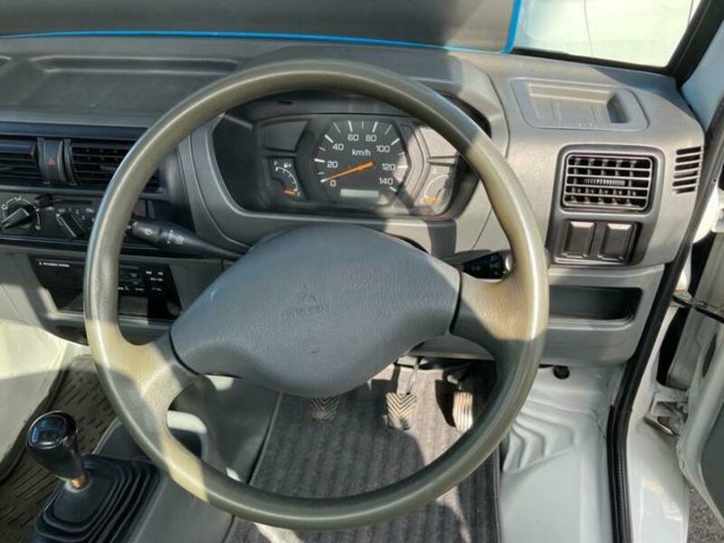 MINICAB TRUCK