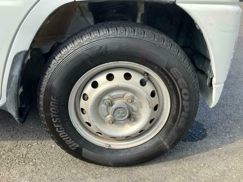 MINICAB TRUCK