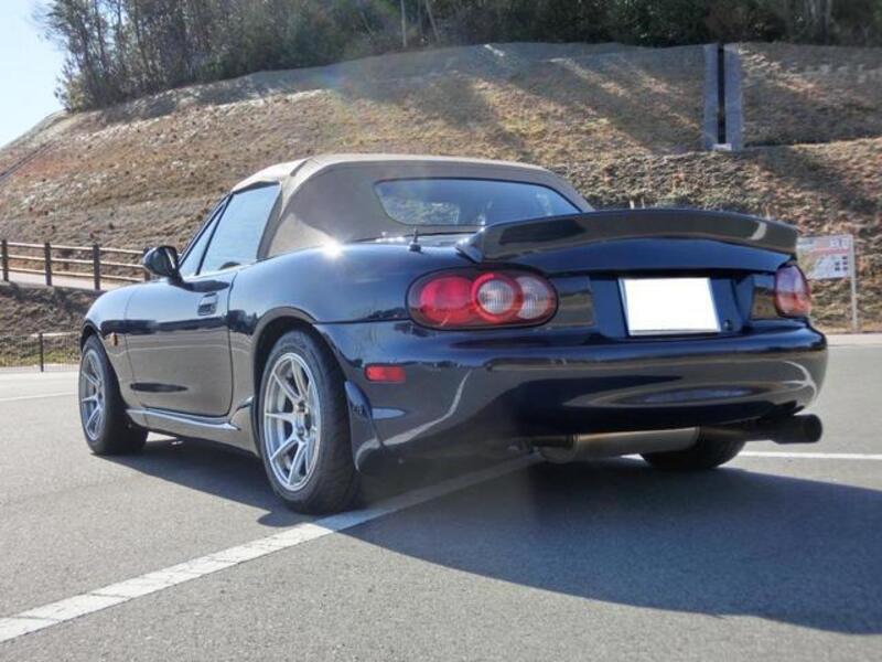 ROADSTER