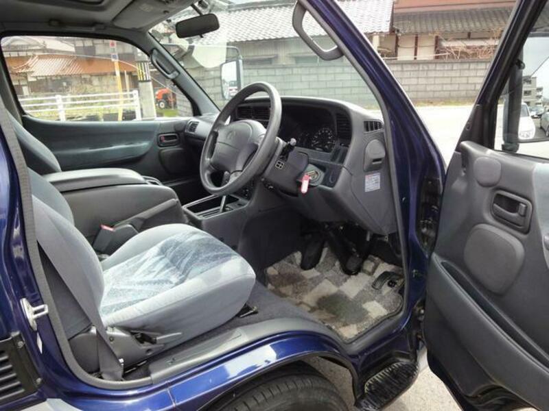 HIACE WAGON