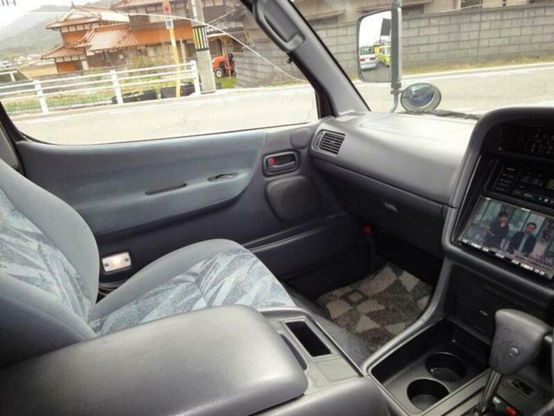 HIACE WAGON