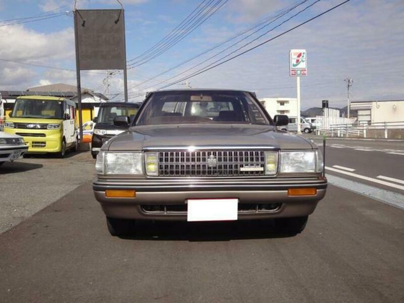 CROWN