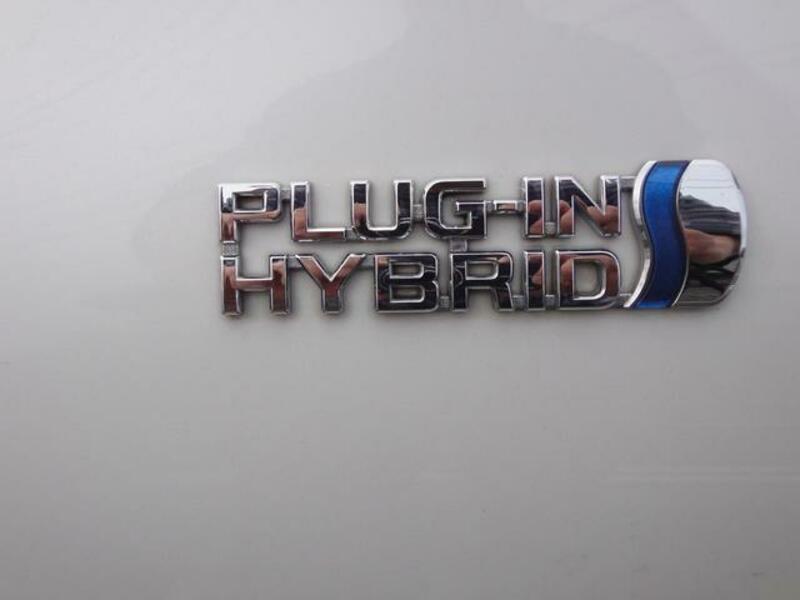PRIUS PHV
