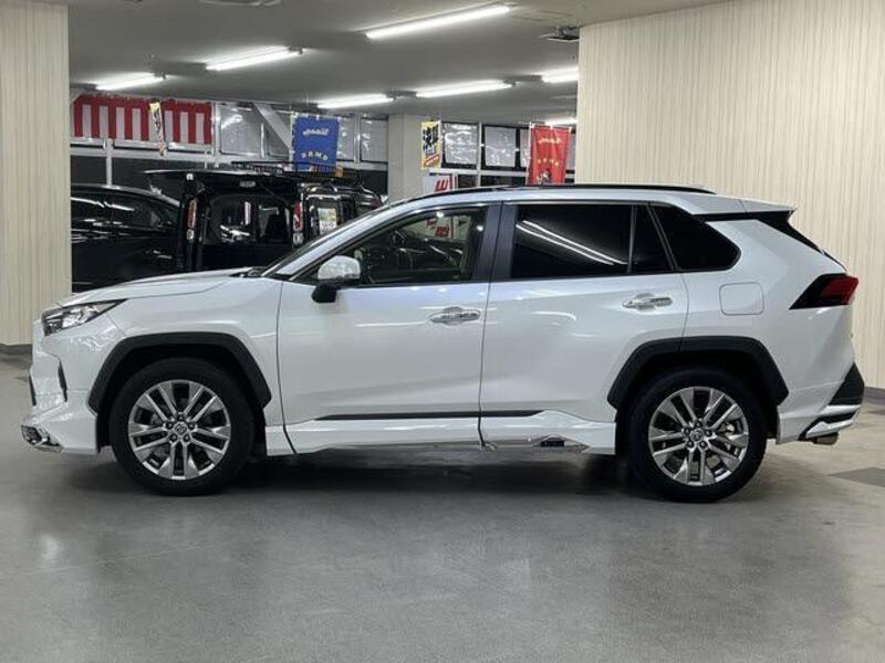 RAV4