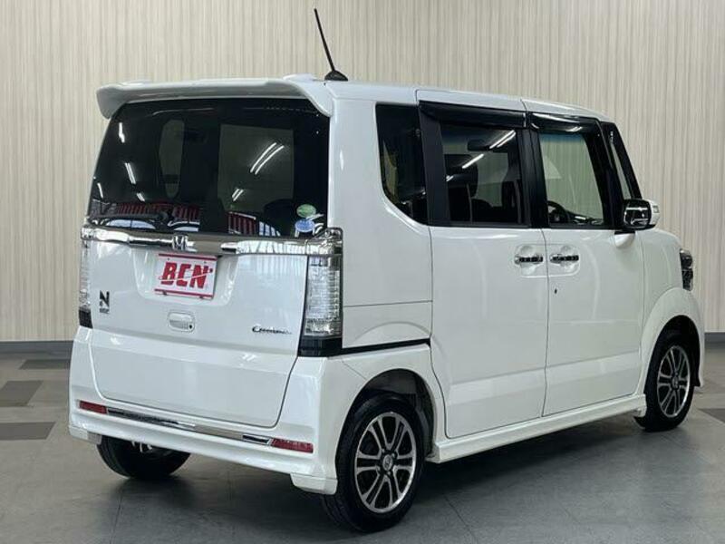 N BOX CUSTOM