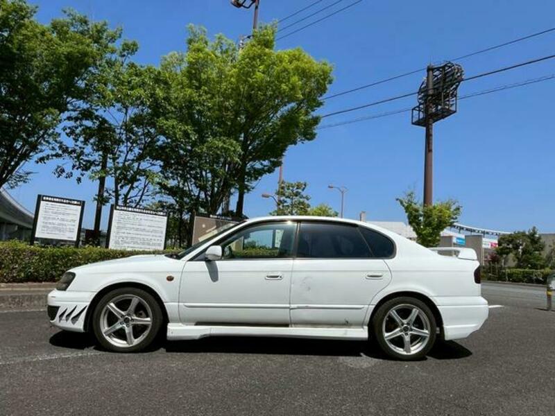 LEGACY B4