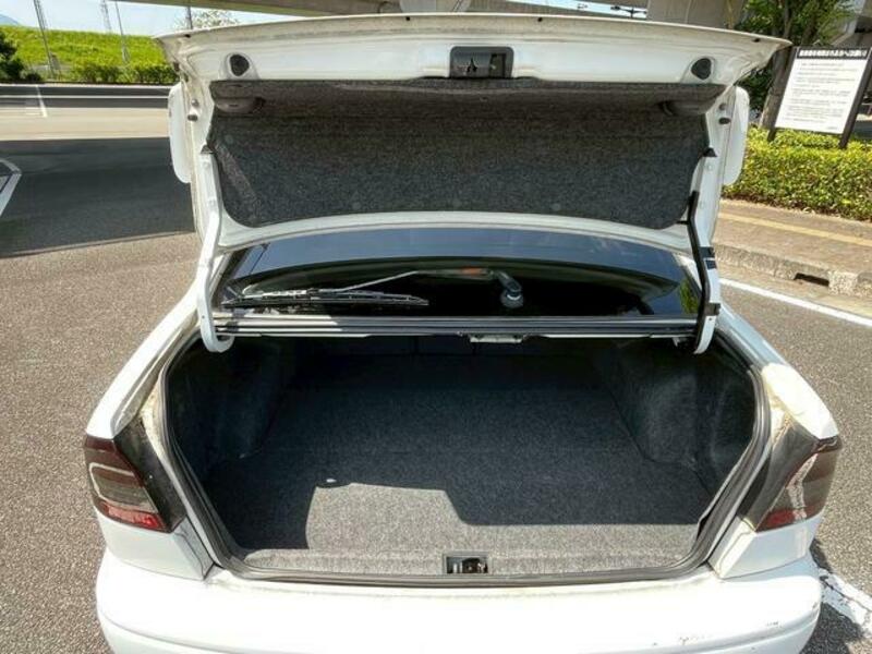 LEGACY B4