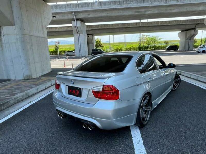 3 SERIES
