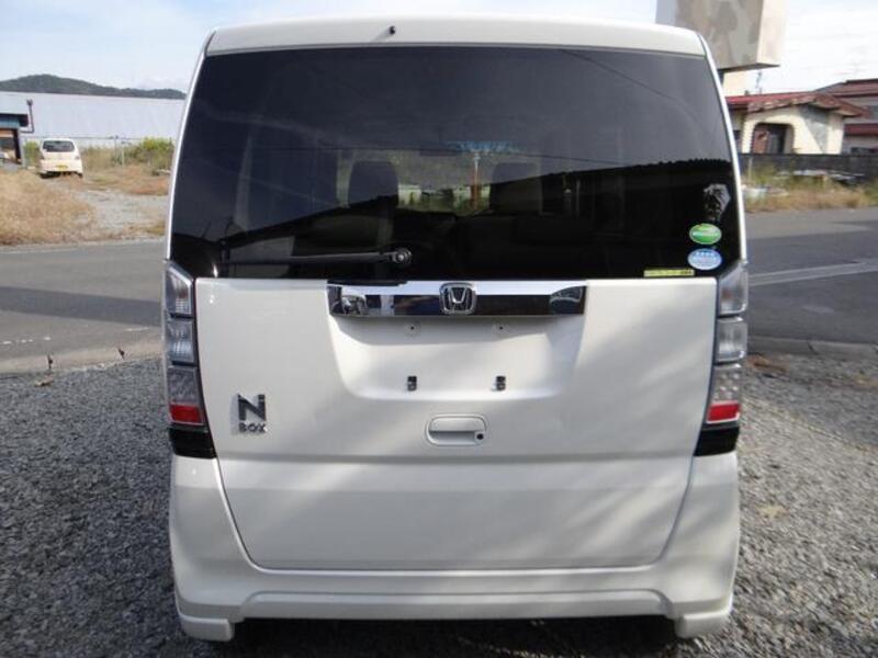 N BOX