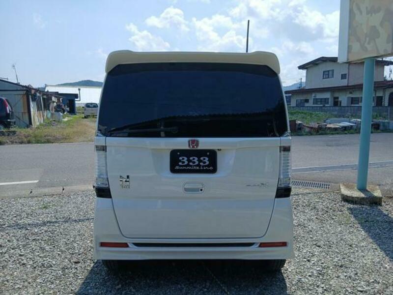 N BOX