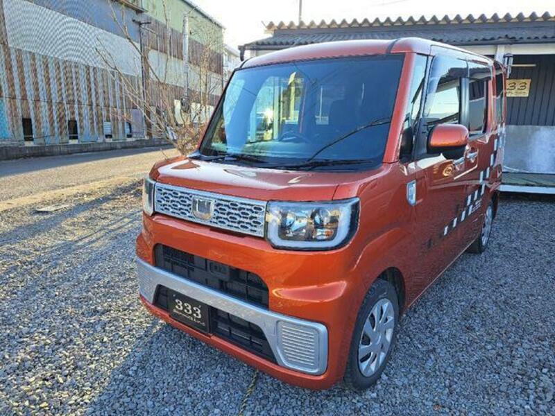 DAIHATSU WAKE