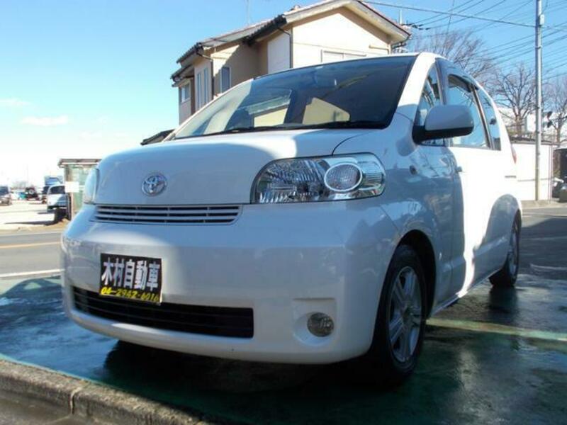 TOYOTA PORTE