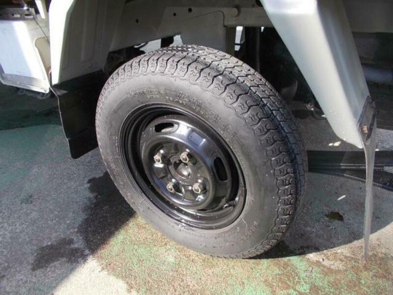 MINICAB TRUCK