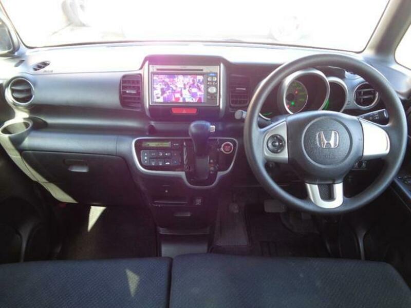 N BOX