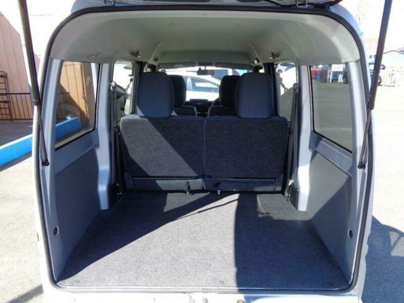 MINICAB VAN