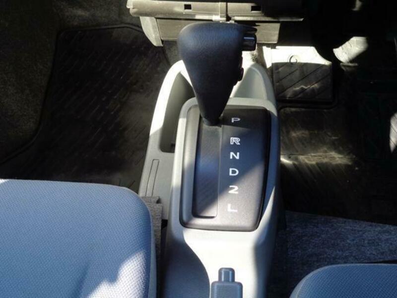 MINICAB VAN