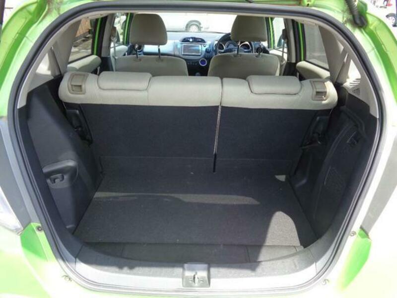 FIT HYBRID