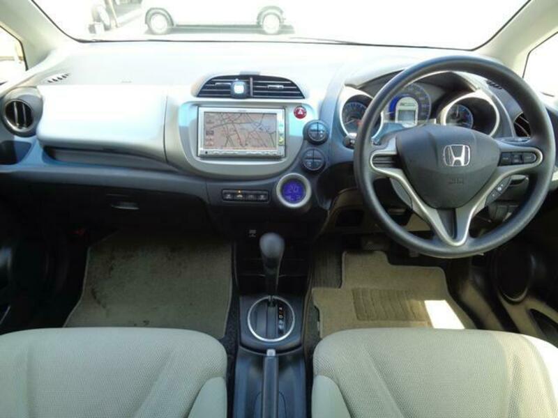 FIT HYBRID