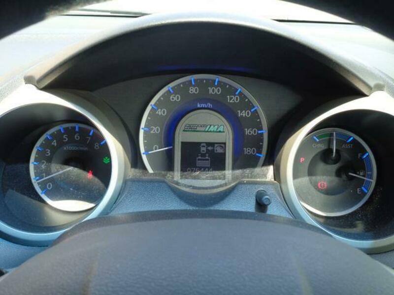 FIT HYBRID