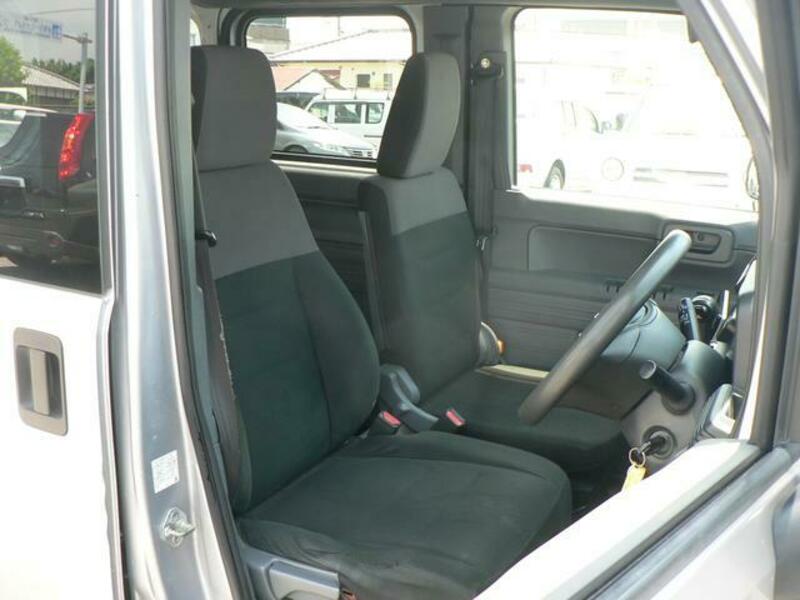 N-VAN