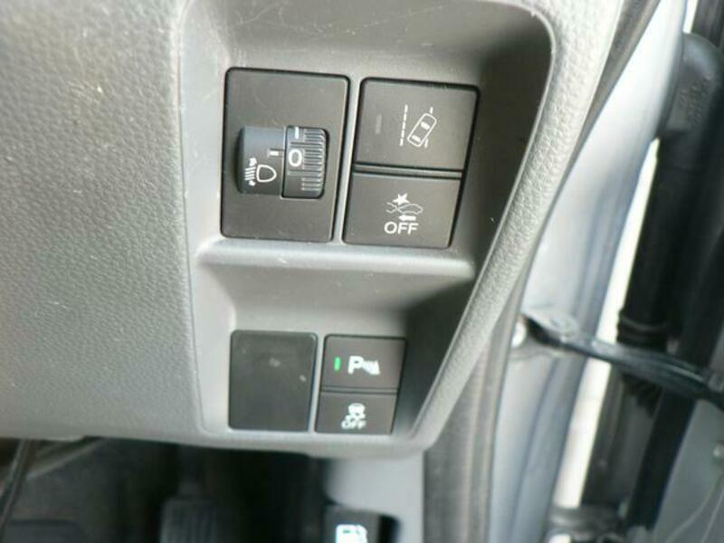 N-VAN