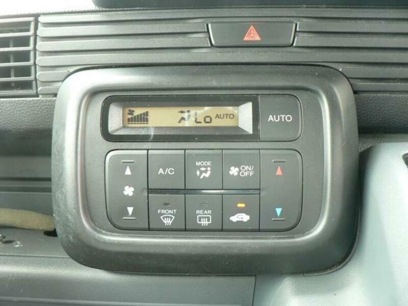 N-VAN