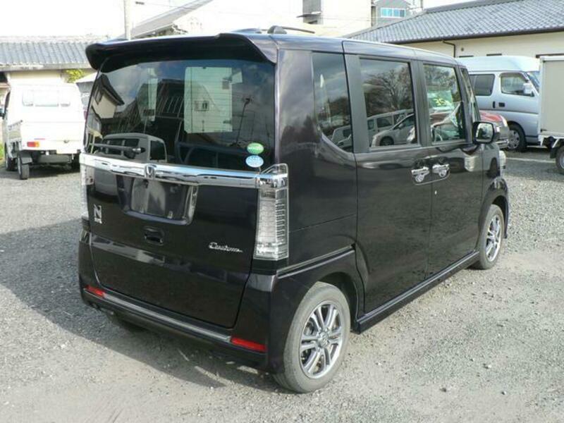 N BOX CUSTOM