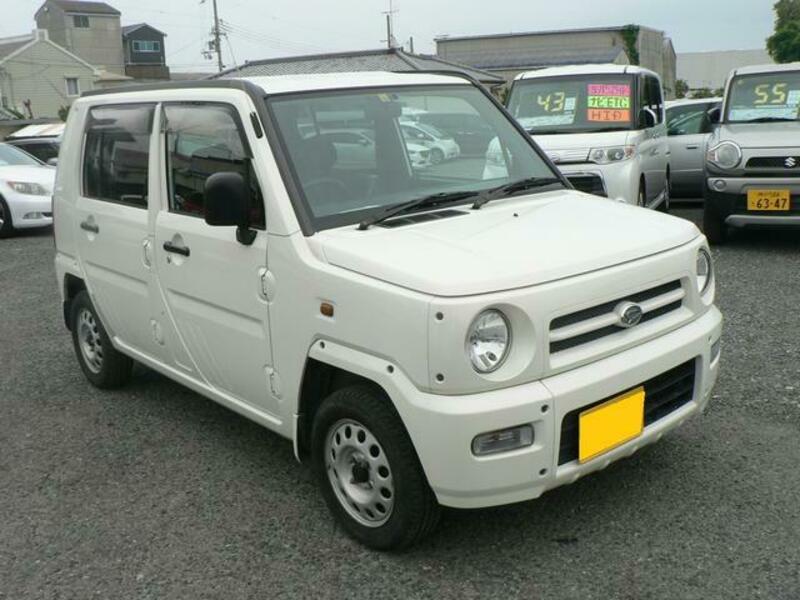 DAIHATSU NAKED
