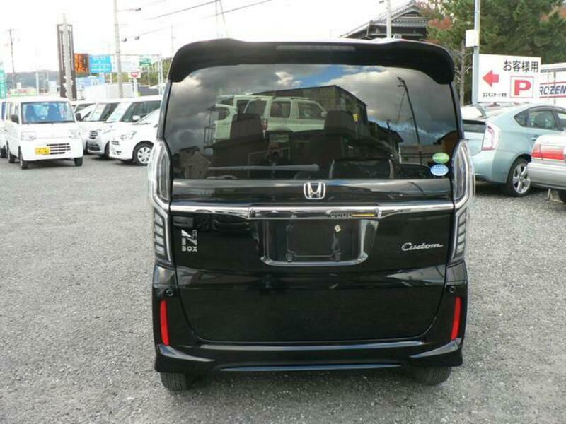 N BOX CUSTOM