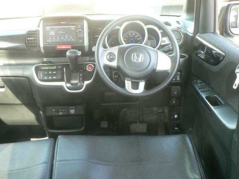 N BOX CUSTOM