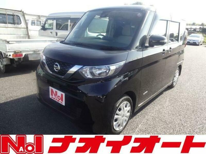 NISSAN ROOX