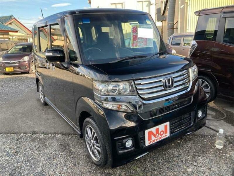 N BOX CUSTOM