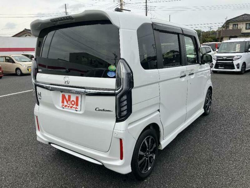 N BOX CUSTOM