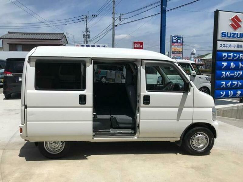 ACTY VAN