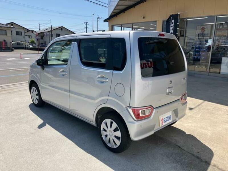 WAGON R