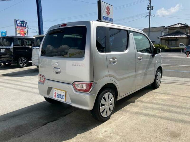 WAGON R