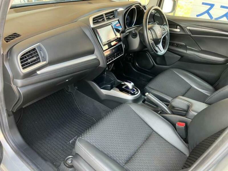 FIT HYBRID