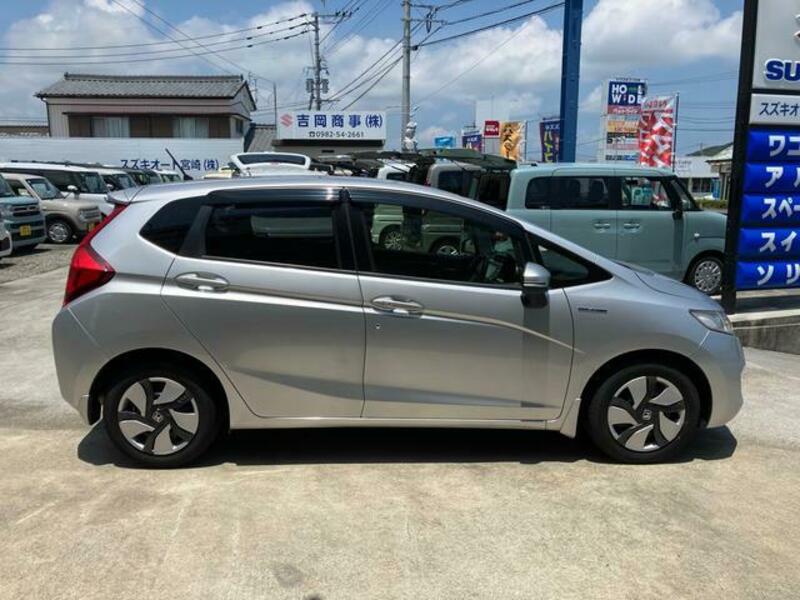 FIT HYBRID