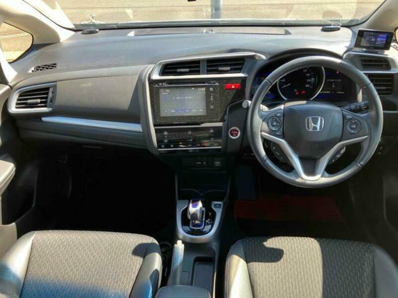 FIT HYBRID