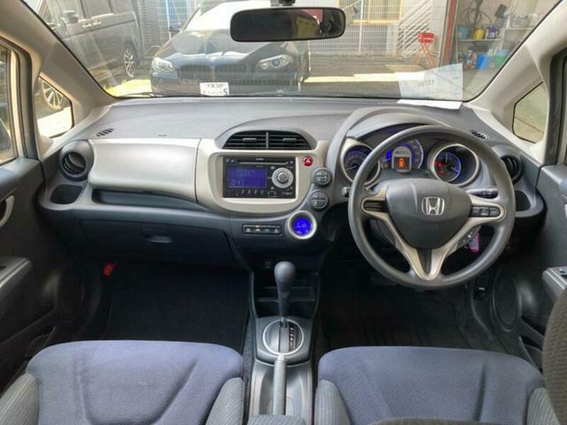 FIT HYBRID