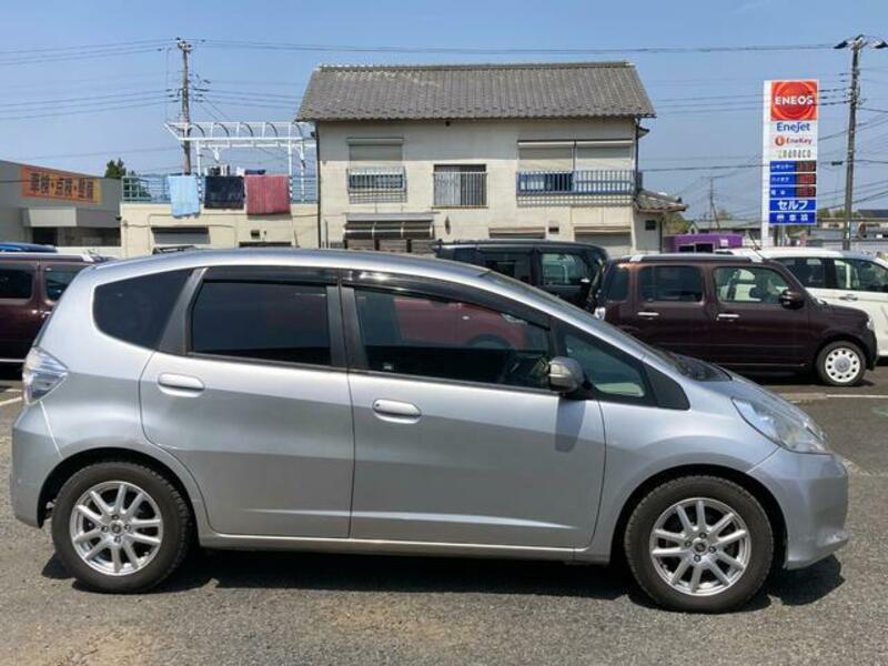 FIT HYBRID