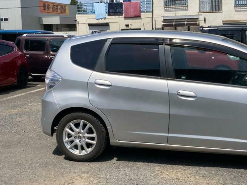 FIT HYBRID