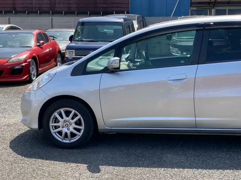 FIT HYBRID