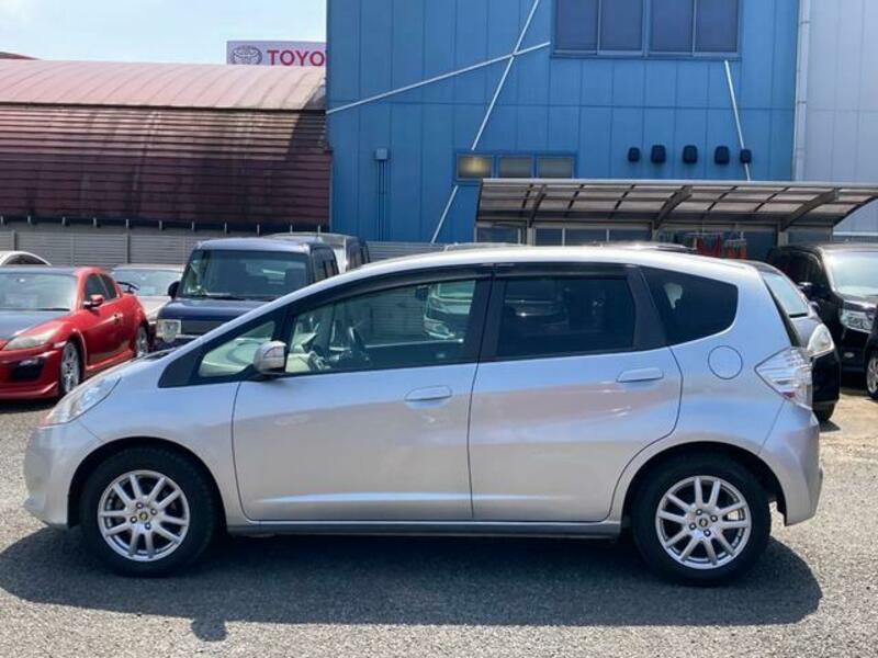 FIT HYBRID