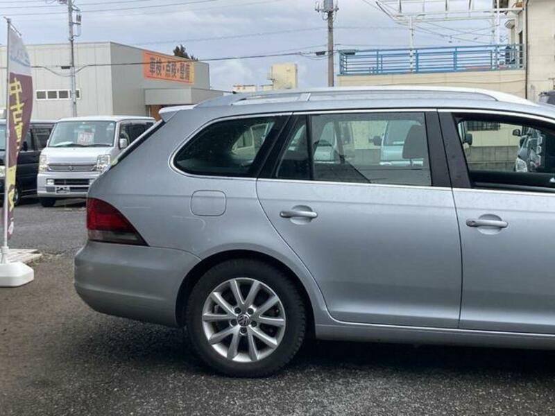 GOLF VARIANT